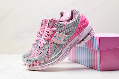 New Balance 740 Pink Edition