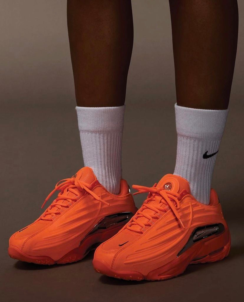 Nocta Hot Step Collection