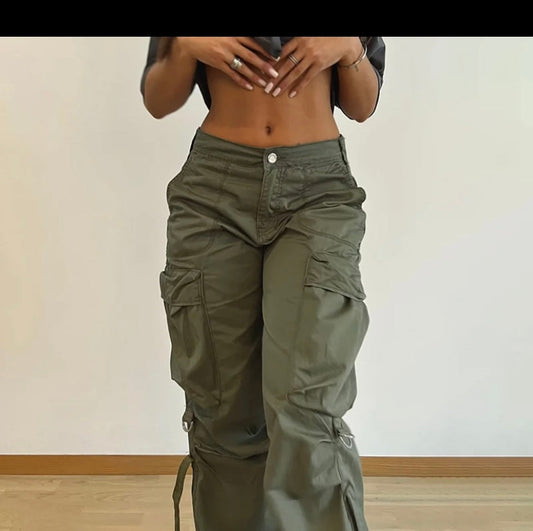 Cargo Femme type Zara !