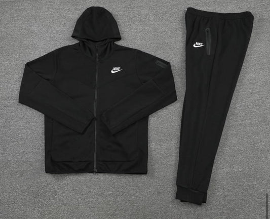 Tech complet survêtement !