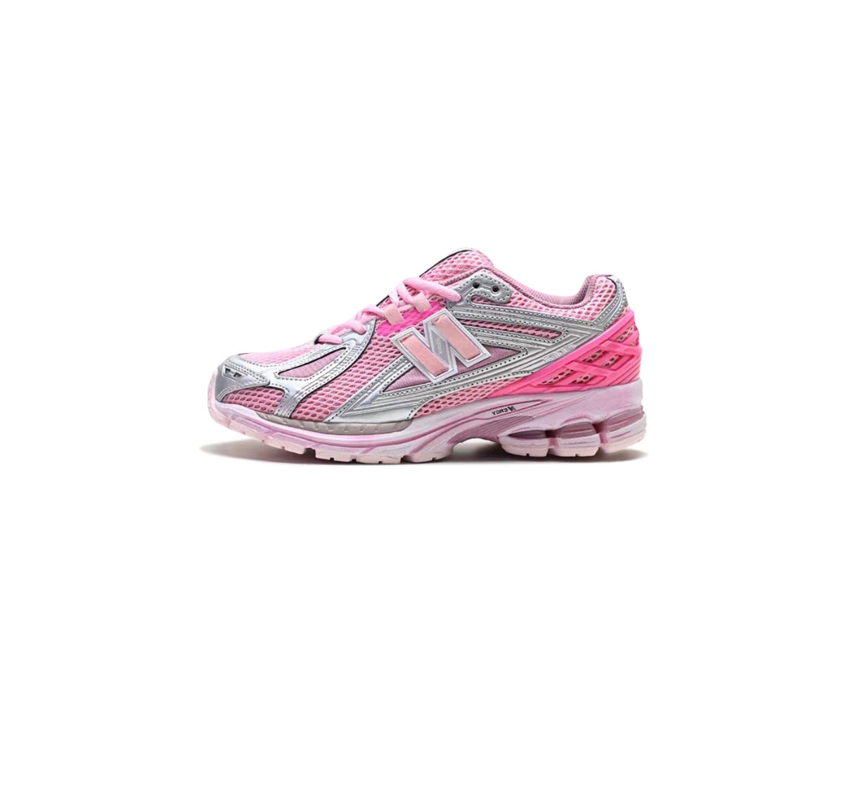 New Balance 740 Pink Edition