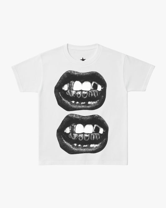 T-shirt Y2k type Pinterest